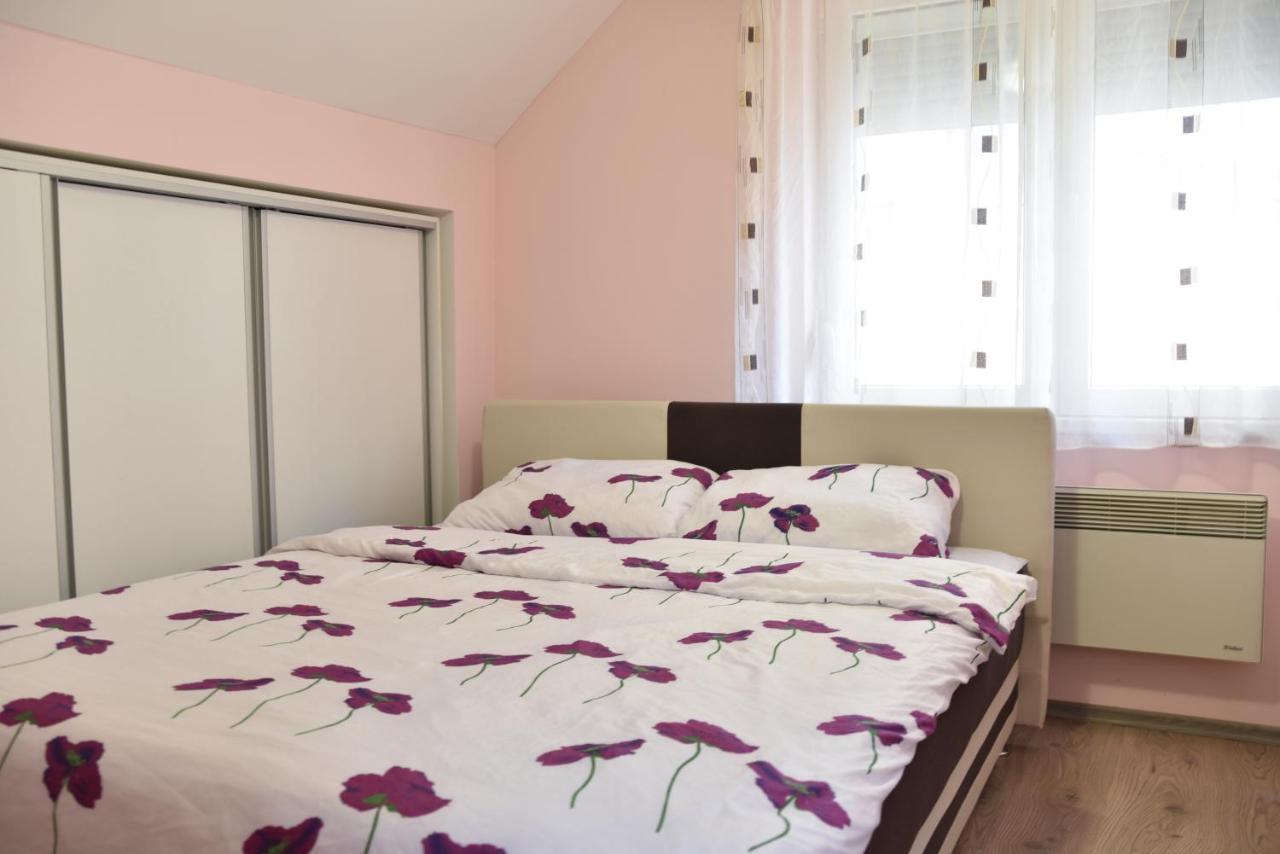 Berlin Apartment Брчко Экстерьер фото